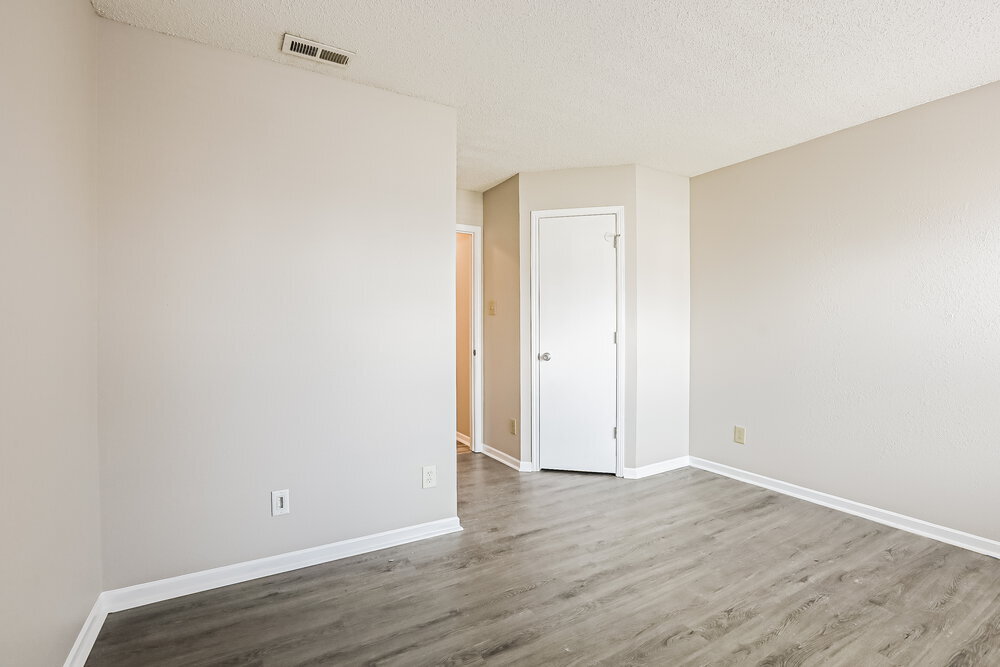 Building Photo - 9033 Southernwood Way