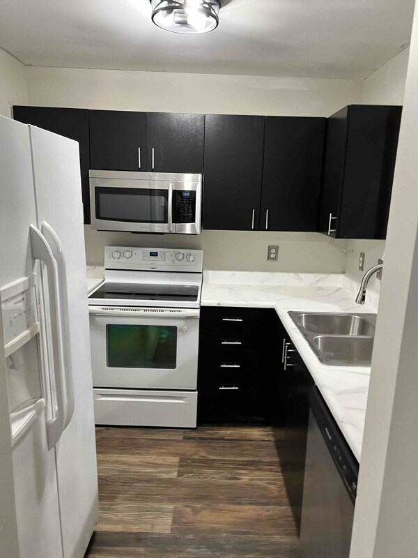 Building Photo - 7311 Kirkdale Dr