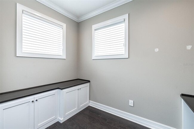 Building Photo - 222 S Audubon Ave