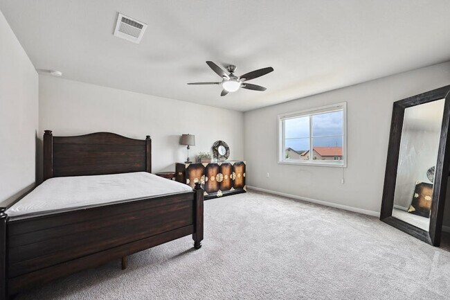 Building Photo - 5712 Boros Dr