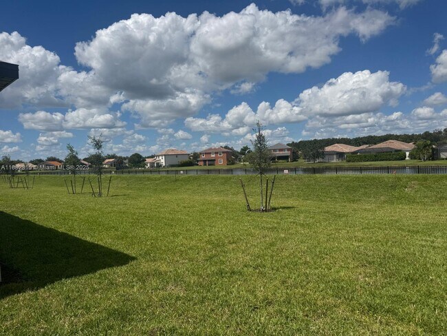 Building Photo - 14996 Palamos Cir