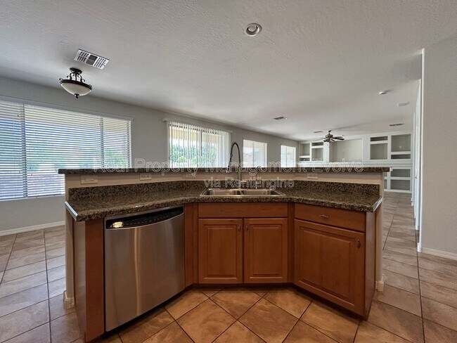 Building Photo - 9707 S 45th Ave