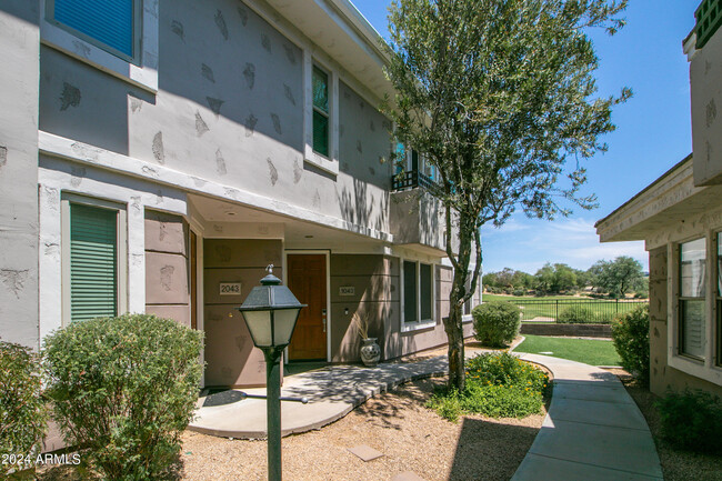 Building Photo - 15221 N Clubgate Dr