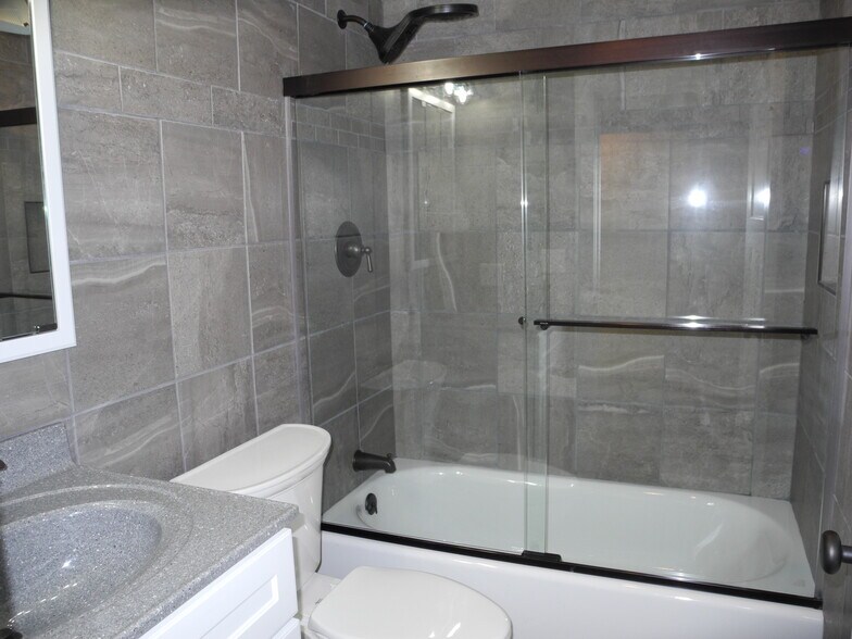 Primary Bathroom - 407 Military Tpke