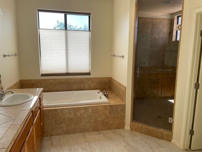 Building Photo - West Sedona Townhome