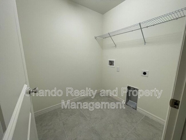 Building Photo - 1529 Venice Ln