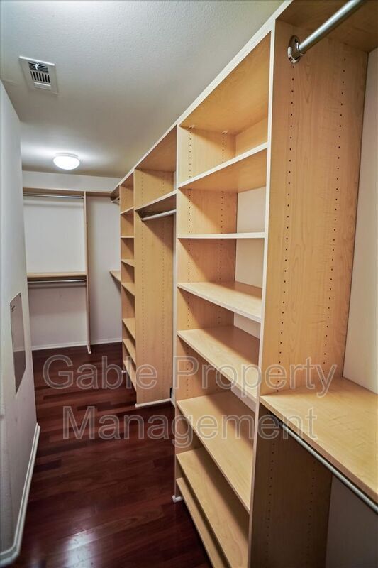 Building Photo - 17764 Sweetgum Ln