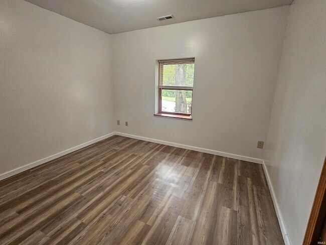 Building Photo - 128 N Roosevelt St