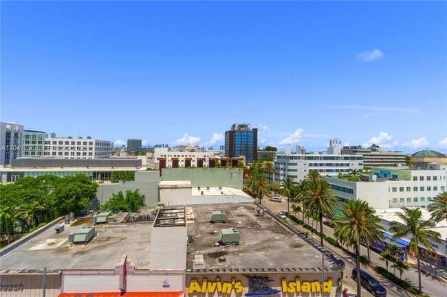Building Photo - 100 Lincoln Rd