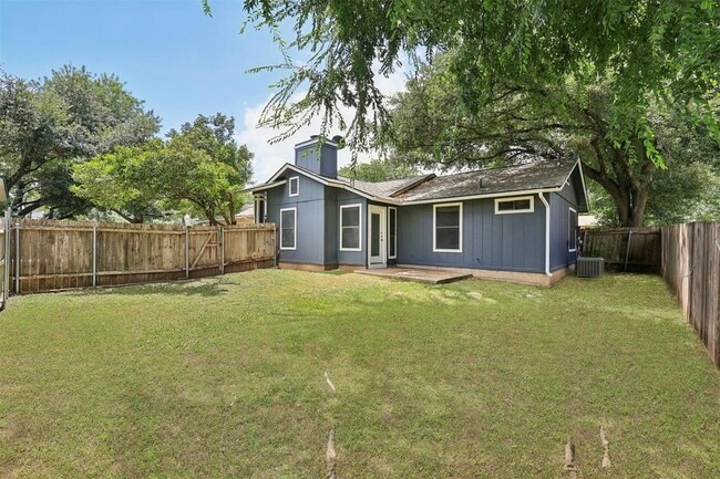Building Photo - 12934 Modena Trail