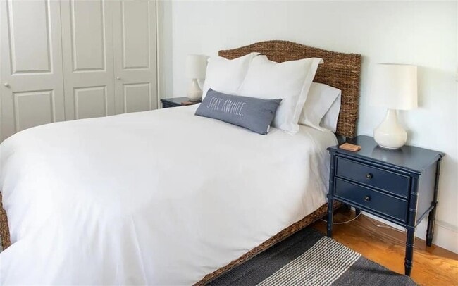 Building Photo - 163 Morrison Ave