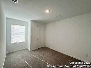 Building Photo - 534 Chevre Rd