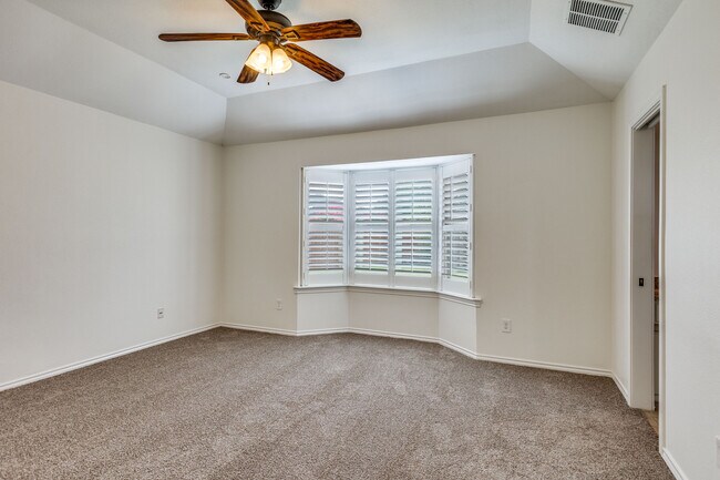 Building Photo - 1708 Cathedral Dr