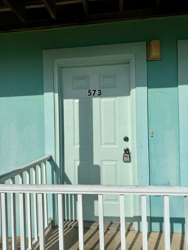 Building Photo - 573 Florosa Ct