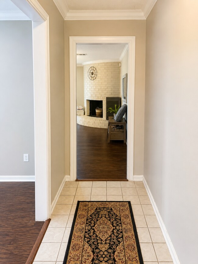 Building Photo - 1407 Skrivanek Ct