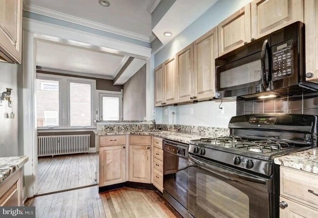 Building Photo - 2116 37th St NW