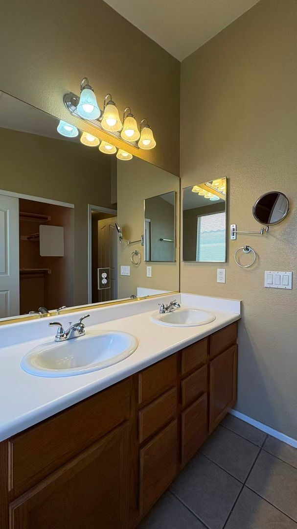 Building Photo - 8928 Quarrystone Way