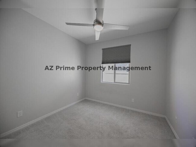 Building Photo - 6412 S 24th Pl