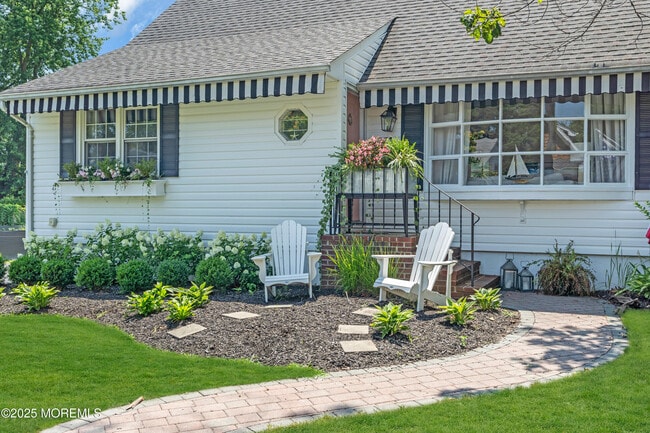 Primary Photo - 351 Euclid Ave