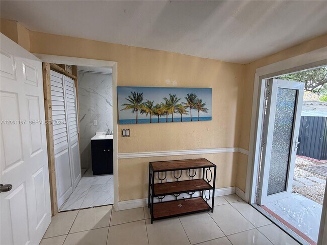 Building Photo - 2021 Wilmington St