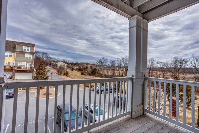 Outdoor Deck - 8401 Callabee Way