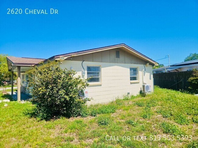 Building Photo - 2620 Cheval Dr