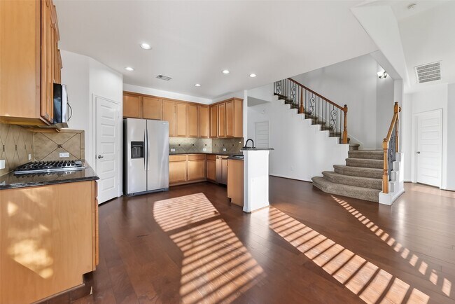 Building Photo - 20515 Bandrock Terrace