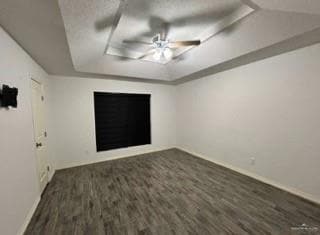 Building Photo - 25 Cll Tulipan