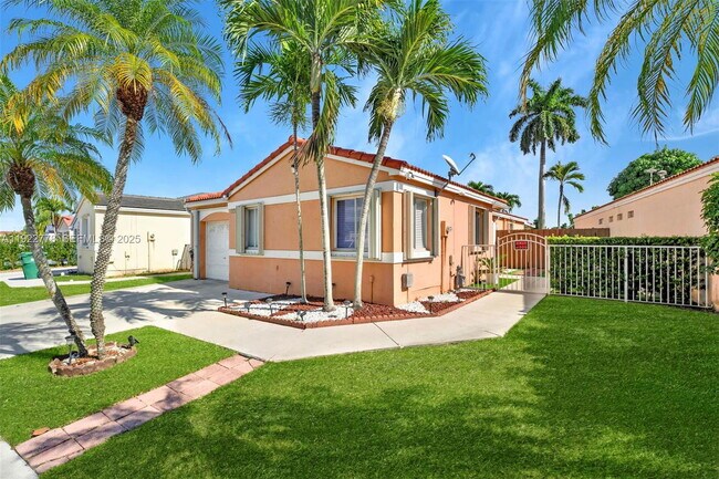 Building Photo - 17101 SW 142nd Pl