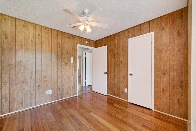 Building Photo - 14002 Kathi Lynn Ln