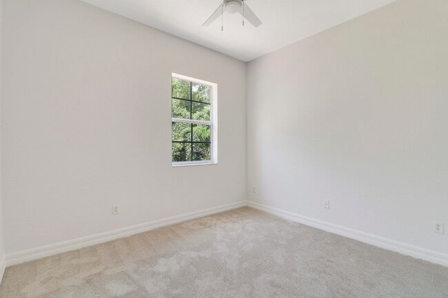 Building Photo - 112 Dunmore Dr