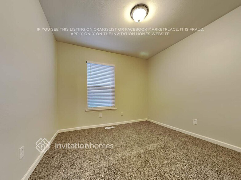 Building Photo - 5605 Mt Olympus St SE