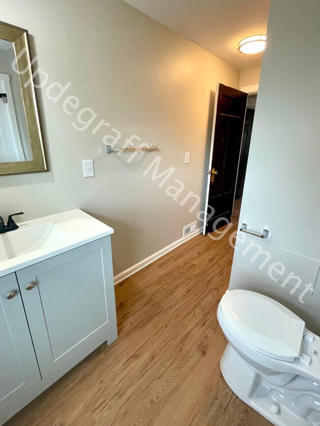 Building Photo - 20 Stanfield Terrace