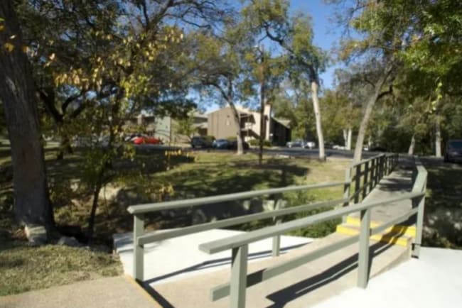 Building Photo - The Venue at Greenville