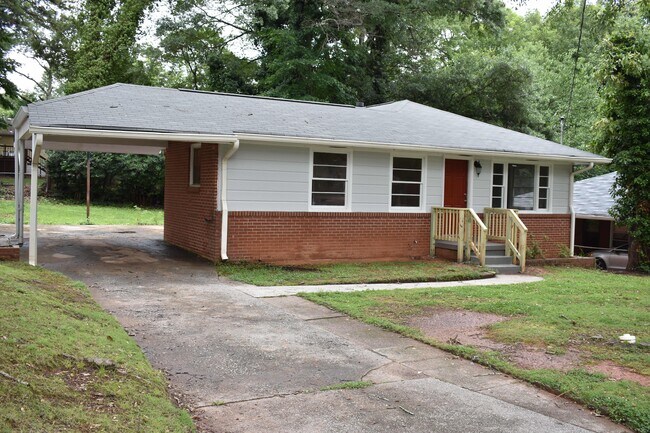 Primary Photo - 3056 Cloverhurst Dr