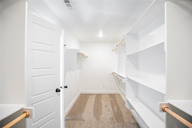 Building Photo - 2509 Westbrook Lp