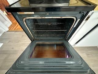 Building Photo - 410 Pell Ave