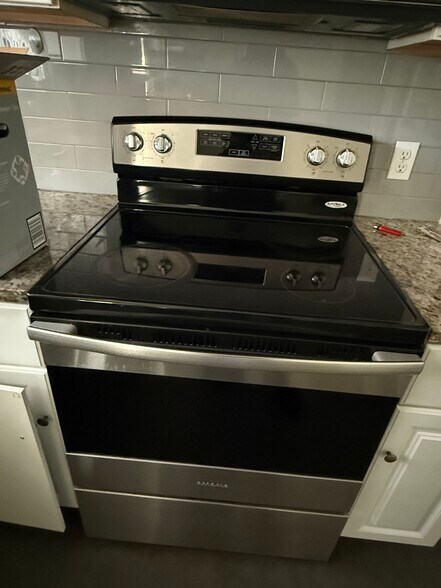 Building Photo - 922 Havenwood Dr