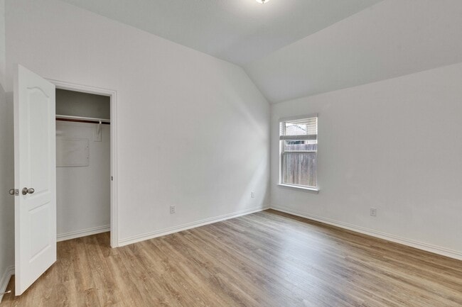 Building Photo - 175 Short Leaf Dr