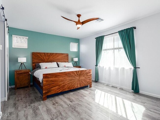 Master Bedroom - 14579 W Dahlia Dr