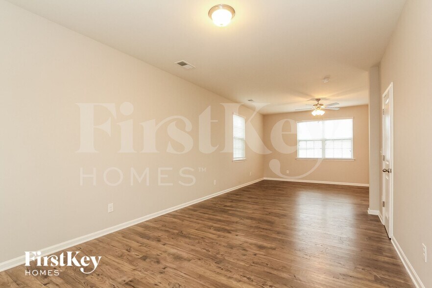 Building Photo - 2419 Tallet Trace