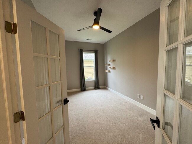 Building Photo - 10128 Sawtry Ln