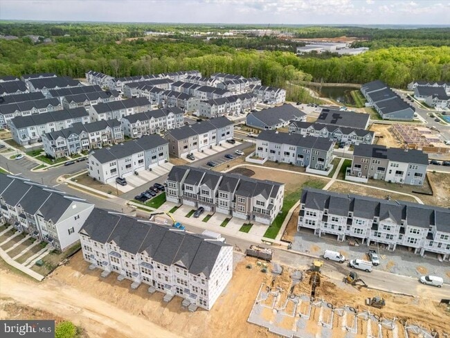 Building Photo - 9287 Tanfield Dr