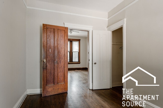 Building Photo - 3606 W Grace St