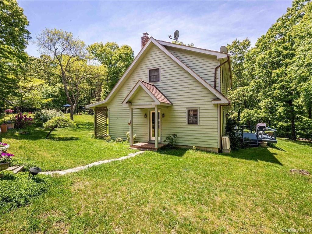 Building Photo - 74 Hilltop Rd