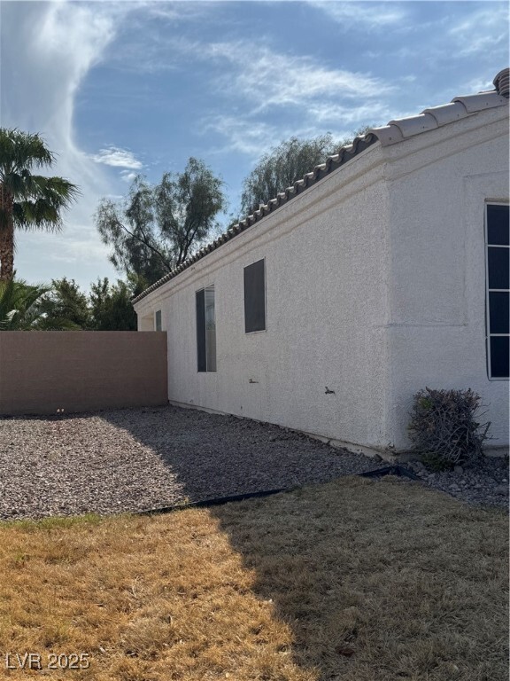 Building Photo - 2498 Foxmoore Ct