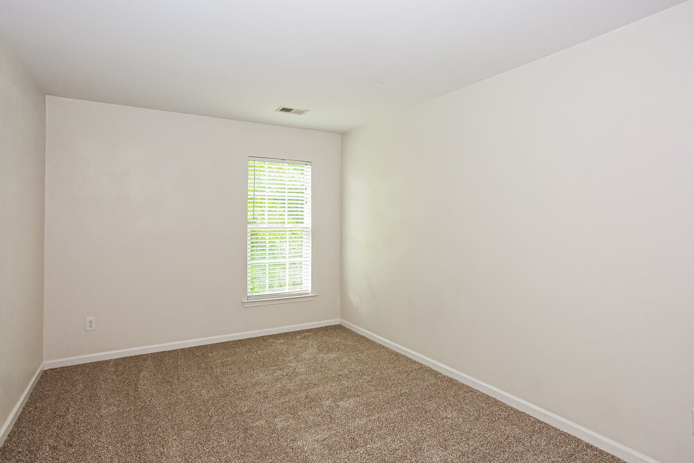 Building Photo - 11240 Cypress View Dr