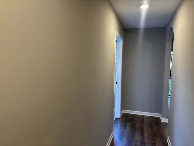 Building Photo - 5332 Bitter Creek Dr