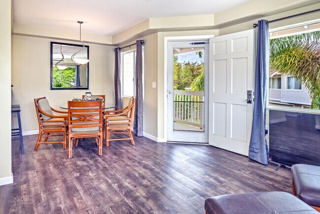 Building Photo - 92-1543 Aliinui Drive 4E