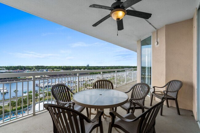 Building Photo - Spacious 3BR/3BA Coastal Retreat at Harbour Pointe – Utilities Included!